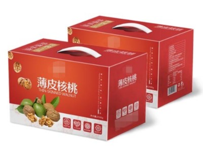 来济南礼品盒定制厂家定制干果礼盒，让您过个喜庆年！